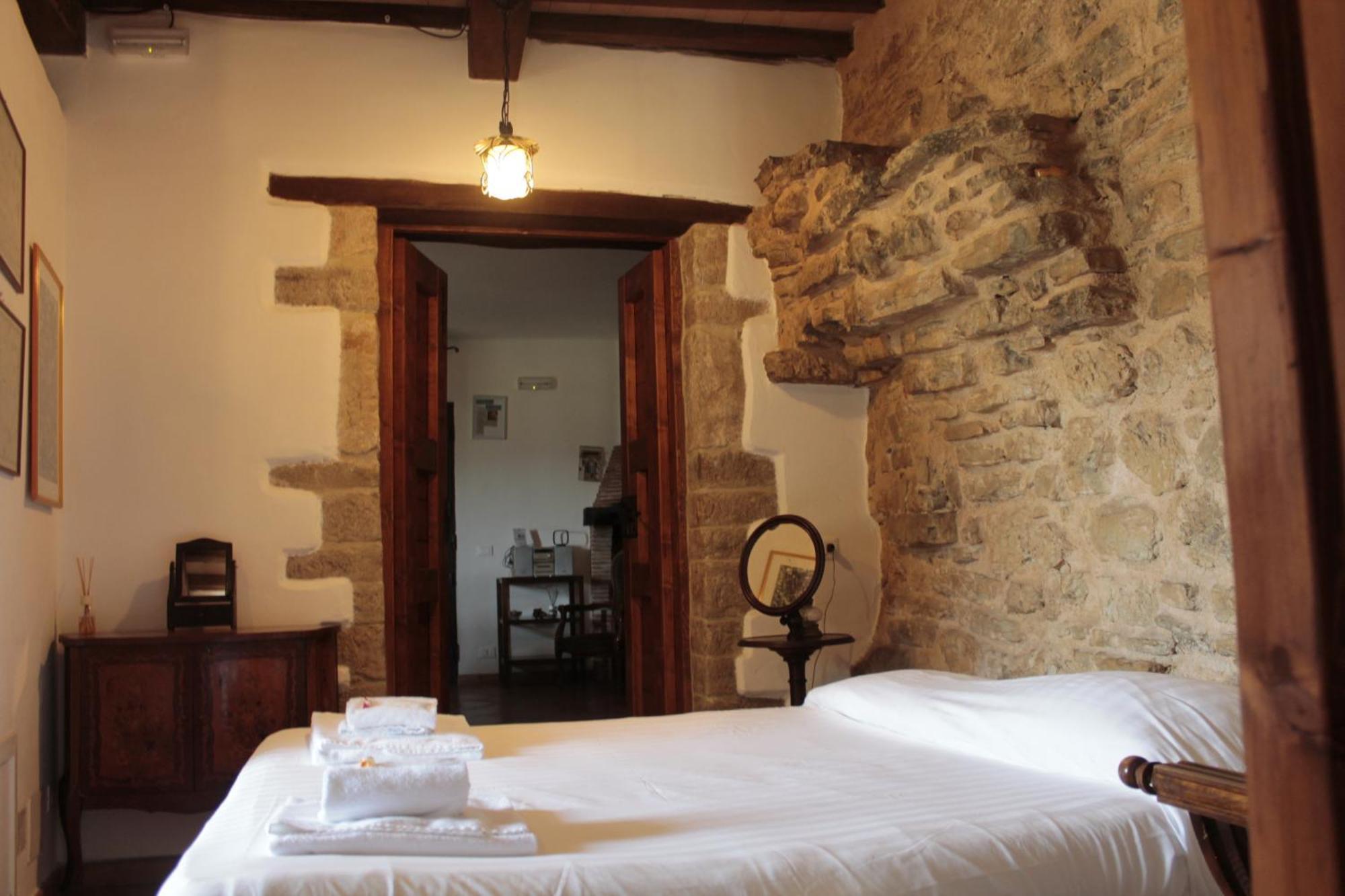 Guesthouse Runcini Ferentillo Exteriér fotografie